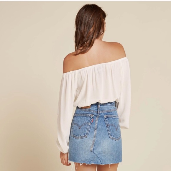 Reformation Caper Top size xs - Picture 2 of 4